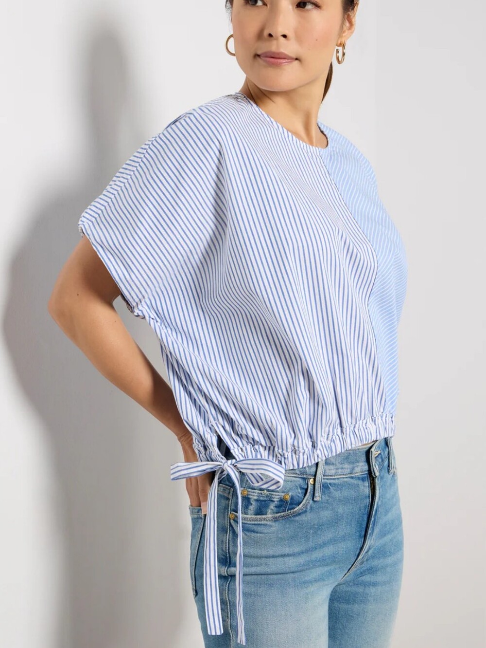 Evereve Vela Bluestripe Contrast Stripe Muscle Cotton Poplin Top Shirt SZ Small - Picture 4 of 12